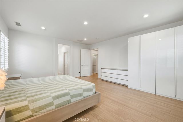 1018 N Smiderle Loop, Ontario, CA 91764