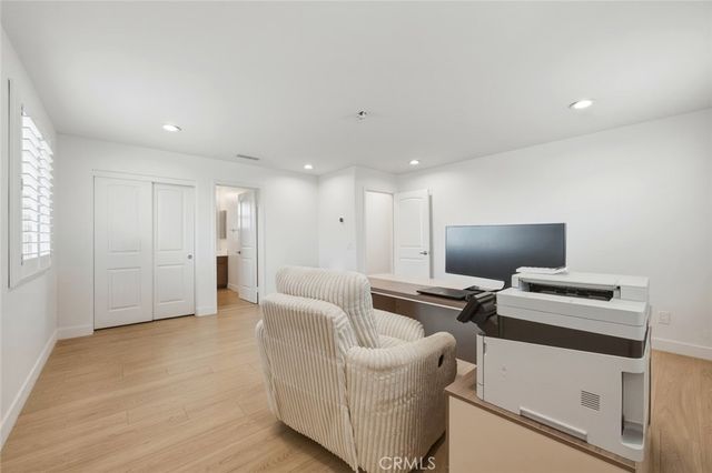 1018 N Smiderle Loop, Ontario, CA 91764