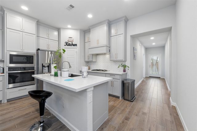 9108 Winding Creek Drive, Little Elm, TX 75068