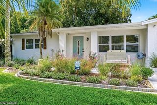 3880 Estey AVE, Naples, FL 34104