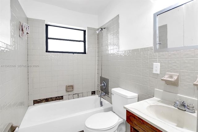 16025 SW 298th Ter, Homestead, FL 33033