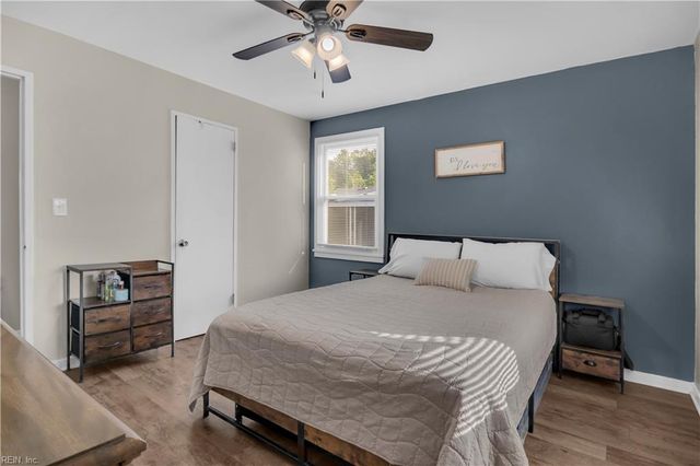 119 Green Meadow DR, Portsmouth, VA 23701