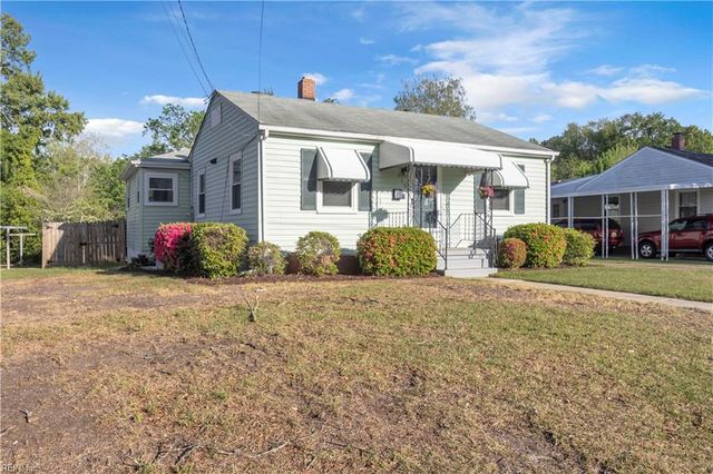 119 Green Meadow DR, Portsmouth, VA 23701