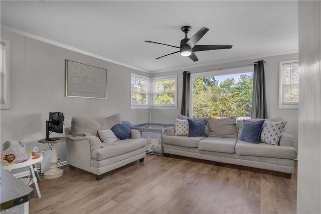 119 Green Meadow DR, Portsmouth, VA 23701