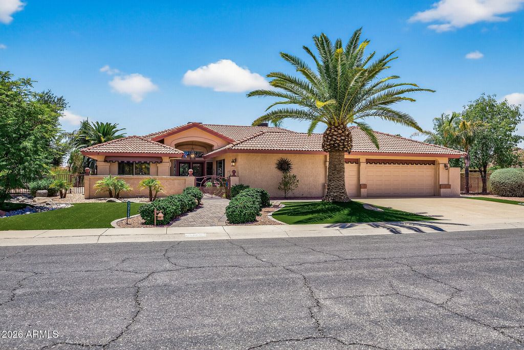Image 1 of property listing at 13725 W SPRINGDALE Drive, Sun City West, AZ 85375