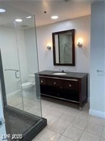 2700 Las Vegas Boulevard 3303, Las Vegas, NV 89109