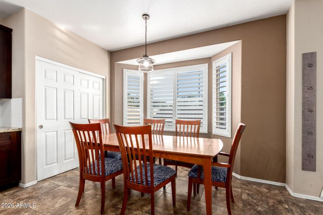 1303 W KESLER Lane, Chandler, AZ 85224