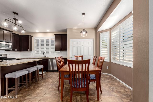 1303 W KESLER Lane, Chandler, AZ 85224