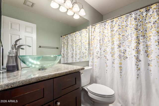 1303 W KESLER Lane, Chandler, AZ 85224