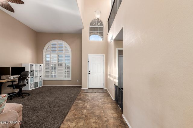 1303 W KESLER Lane, Chandler, AZ 85224