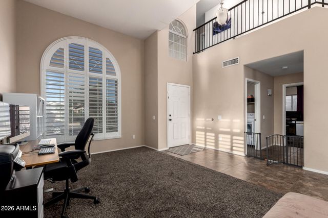 1303 W KESLER Lane, Chandler, AZ 85224
