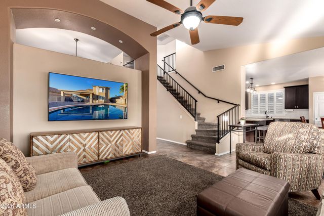 1303 W KESLER Lane, Chandler, AZ 85224