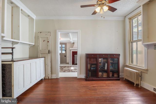 12 S MAIN ST, Shrewsbury, PA 17361