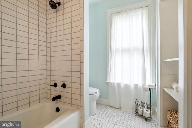 12 S MAIN ST, Shrewsbury, PA 17361