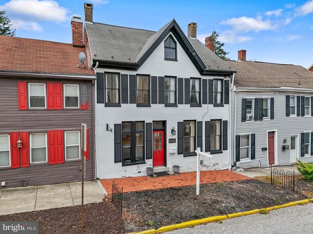 12 S MAIN ST, Shrewsbury, PA 17361