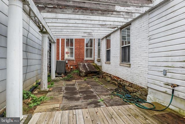 12 S MAIN ST, Shrewsbury, PA 17361