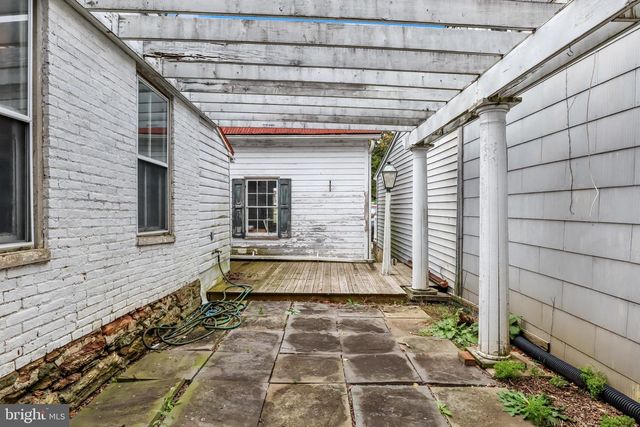 12 S MAIN ST, Shrewsbury, PA 17361