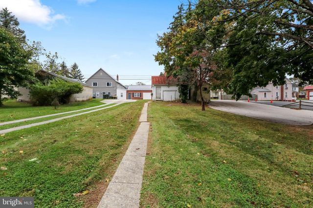 12 S MAIN ST, Shrewsbury, PA 17361