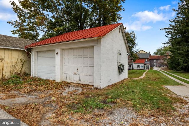 12 S MAIN ST, Shrewsbury, PA 17361