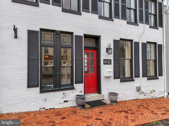 12 S MAIN ST, Shrewsbury, PA 17361
