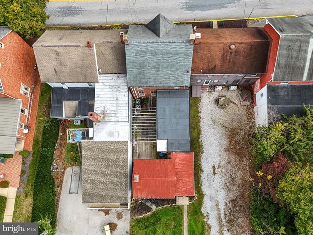 12 S MAIN ST, Shrewsbury, PA 17361