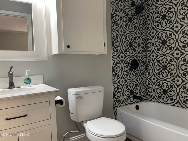 856 Beechwood Court, Jackson, MS 39206