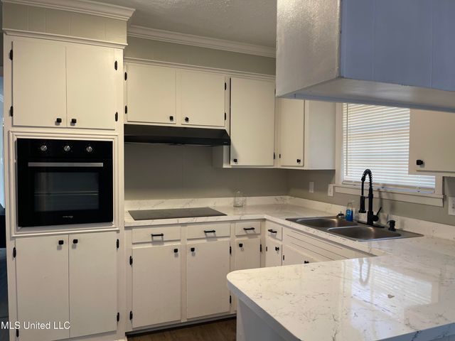 856 Beechwood Court, Jackson, MS 39206