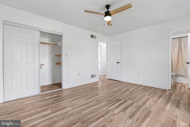140 THAYERS GULL DR, Martinsburg, WV 25405