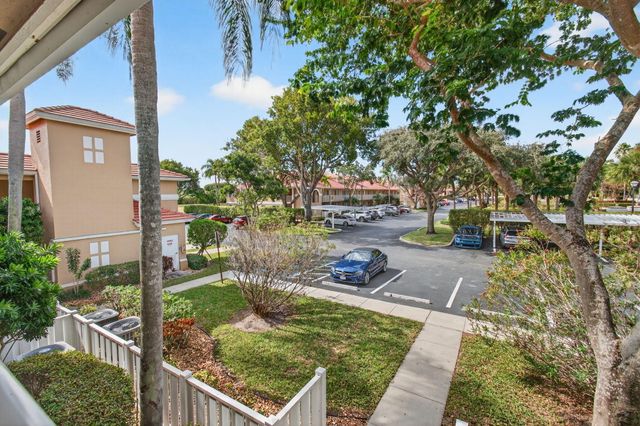 5876 Regal Glen Drive 203, Boynton Beach, FL 33437