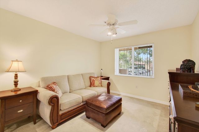 5876 Regal Glen Drive 203, Boynton Beach, FL 33437