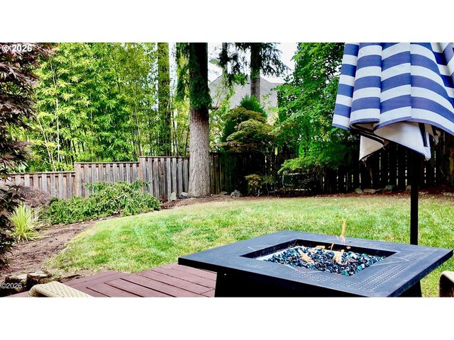 8674 Sw 168TH Ave, Beaverton, OR 97007