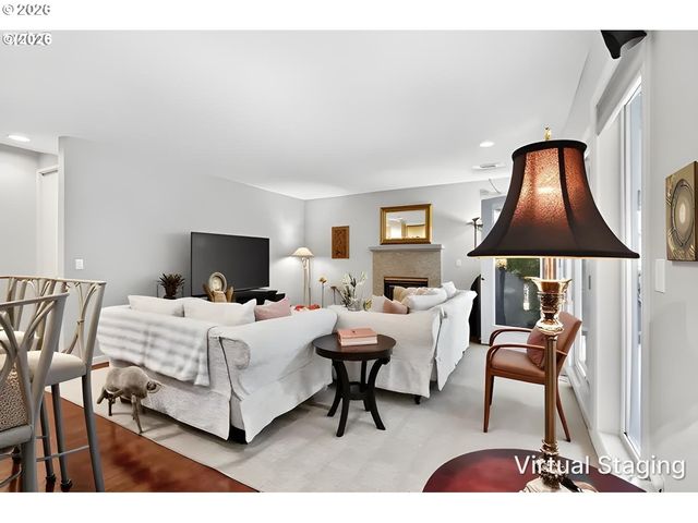 8674 Sw 168TH Ave, Beaverton, OR 97007