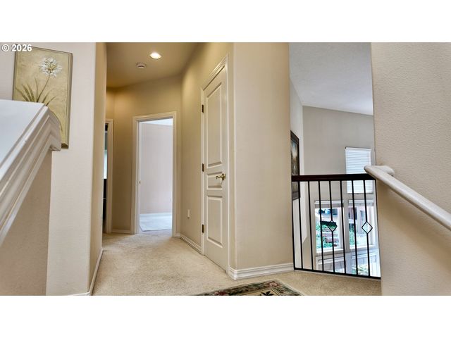 8674 Sw 168TH Ave, Beaverton, OR 97007