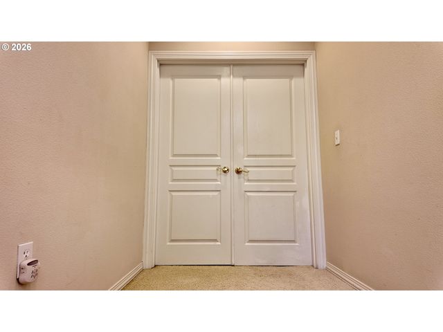8674 Sw 168TH Ave, Beaverton, OR 97007