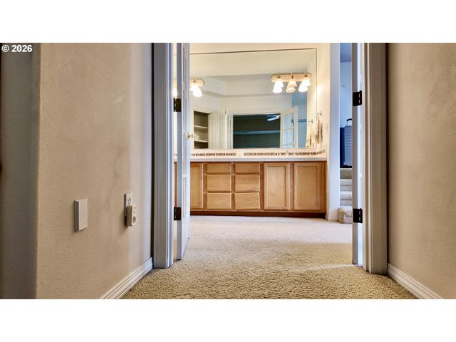 8674 Sw 168TH Ave, Beaverton, OR 97007