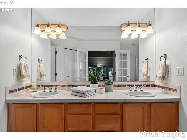 8674 Sw 168TH Ave, Beaverton, OR 97007