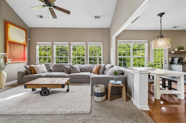 1729 Bastante Ct, Nolensville, TN 37135