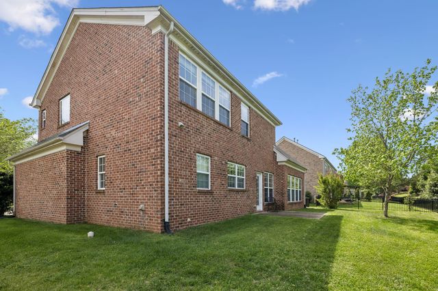 1729 Bastante Ct, Nolensville, TN 37135