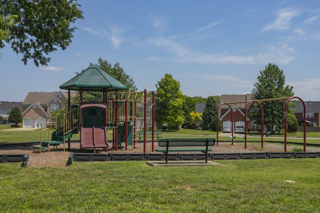 1729 Bastante Ct, Nolensville, TN 37135