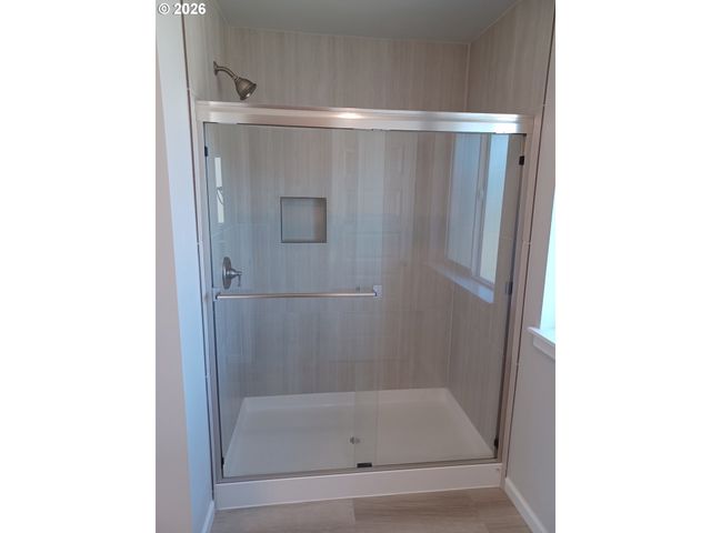 745 E WILSON St, Carlton, OR 97111