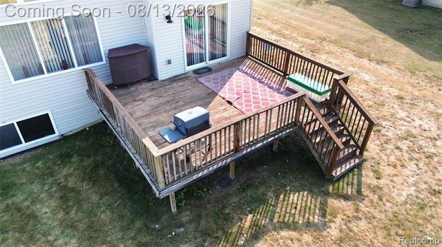8077 Bradbury Lane, Grand Blanc, MI 48439