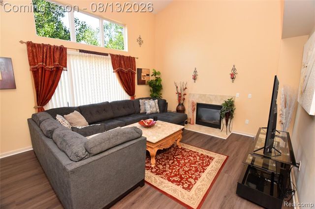 8077 Bradbury Lane, Grand Blanc, MI 48439