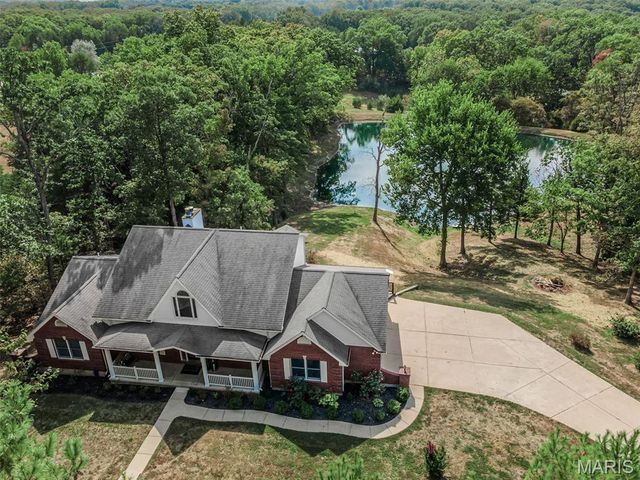 23292 Eagles Roost Lane, Warrenton, MO 63383