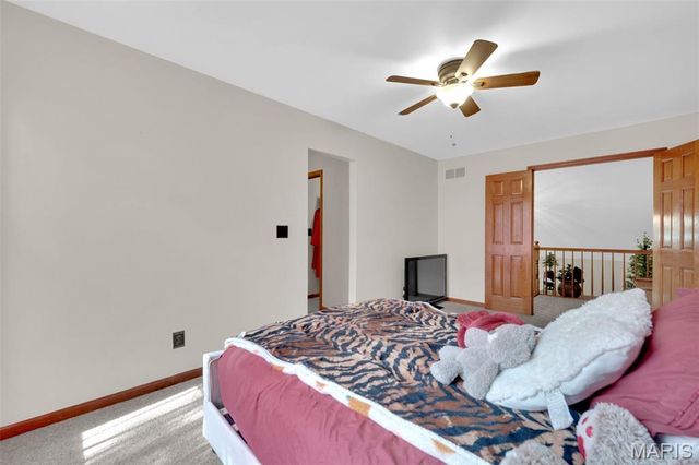 23292 Eagles Roost Lane, Warrenton, MO 63383