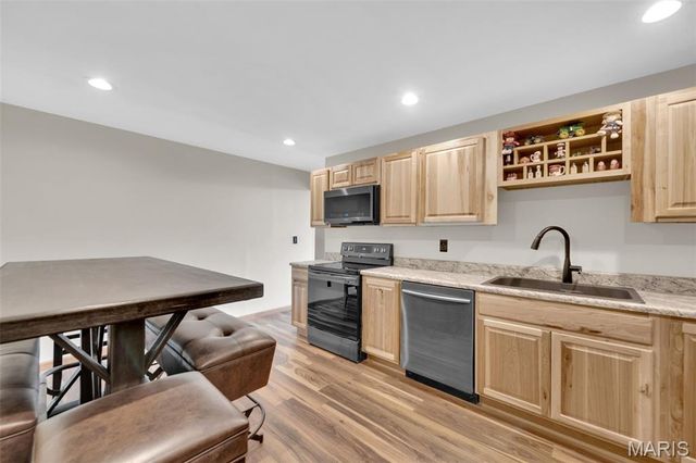 23292 Eagles Roost Lane, Warrenton, MO 63383