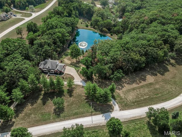 23292 Eagles Roost Lane, Warrenton, MO 63383