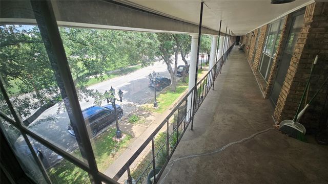2507 Montrose Boulevard 42, Houston, TX 77006