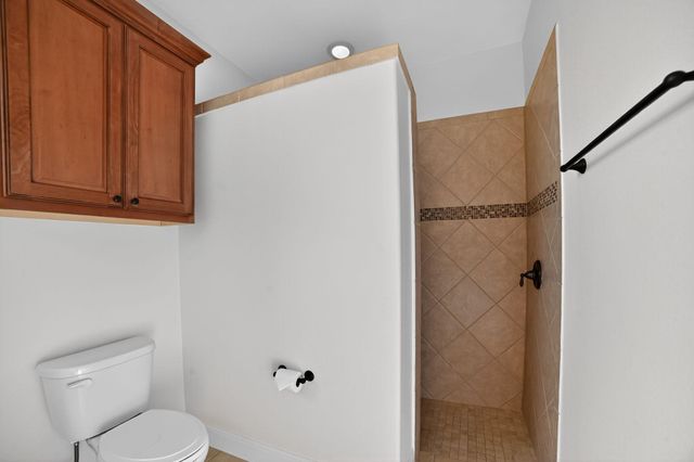 201 Thomas Ridge RD, Burnet, TX 78611