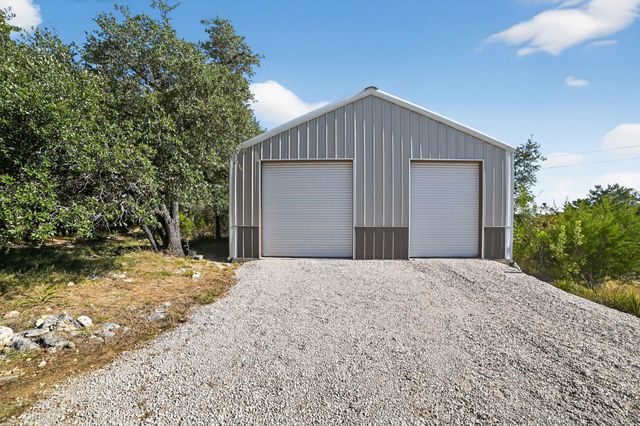 201 Thomas Ridge RD, Burnet, TX 78611