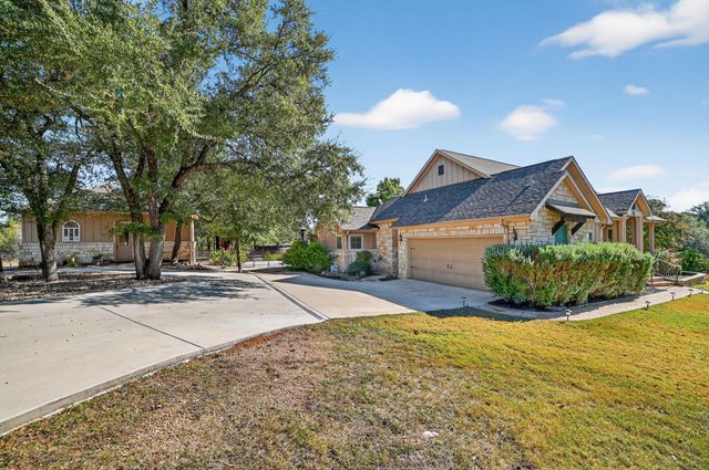 201 Thomas Ridge RD, Burnet, TX 78611